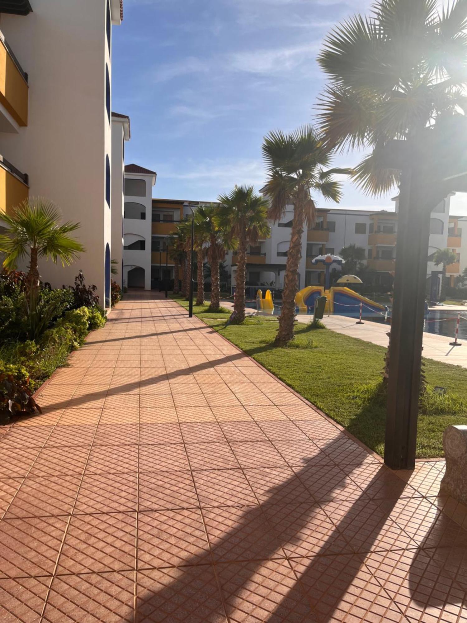 Luxueux Appartement Avec Piscine A La Marina Saïdia Exterior photo